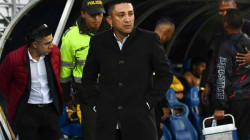 Fútbol en el estadio Palogrande, con normas por cumplir y denuncias por aclarar