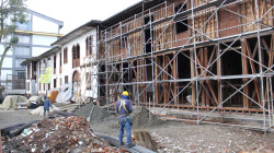 La madera los pone a sudar en la Juan XXIII, solicitarán prórroga por seis meses