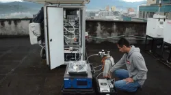 Calibran equipo de medición de gas, incluido el de azufre, en Manizales