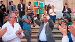 Expertos y académicos le piden al Gobierno Petro retirar del Congreso reforma a la salud