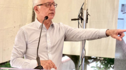 Procuraduría abre investigación a ministro de Salud por escasez de medicamentos