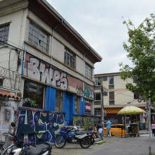 Preocupados por casa abandonada en la avenida Santander en Manizales