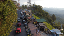 Cobro por uso de espacio público en Manizales: ¿qué pasaría con los food trucks de Chipre?