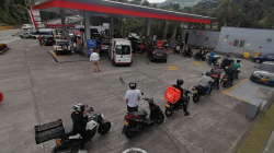 Temor de que se acabe la gasolina por paro camionero aumenta demanda en Manizales