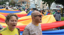 En Manizales sigue en marcha la oposición, Petro llamó victimarios a quienes convocan 