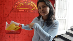 Si compra, salva una empresa: plan salvavidas de venta de empanadas para pagarle a la DIAN