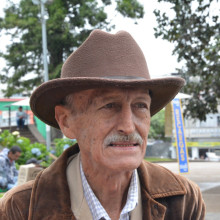 Herman Giraldo Patiño, cliente