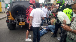 Un peatón y un ciclista mueren en accidentes con carros en Caldas
