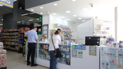 Droguerías Mercaldas Manizales, en manos de Colsubsidio: recibe 12 puntos en concesión, así es el negocio