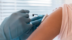 ¡Vacúnese!: prevenga enfermedades como la influenza y la covid-19 y respire tranquilo