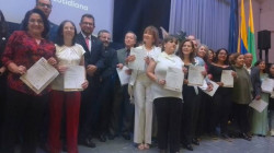 Blanca, de 62 años, emocionó con sus palabras en grados de la Universidad Intergeneracional, en Manizales