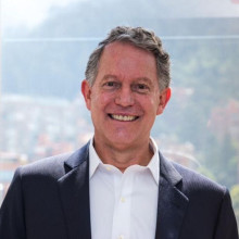 "Quebrarse no es tan malo, es entender": consejos de un experto para empresas en Colombia y una dura lección Álvaro Pinzón Rengifo, consultor y empresario, se dedica al desarrollo de planes estratégicos y a su implementación táctica.