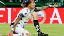 Adiós a Dayro Moreno que se une a Barcos, Santa Cruz y Vargas como los incombustibles de la Copa Sudamericana