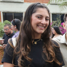 Video: la fiebre por Mario Mendoza se toma la Universidad de Caldas, así reciben al escritor en Manizales María Camila Quintero, estudiante de Medicina, 17 años