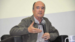 Adiós a Alberto Cardona, arriero de sueños y educación humana en la Universidad Autónoma de Manizales