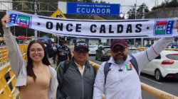 "Como sea llegamos": odisea de hinchas de Once Caldas en Copa Sudamericana, en medio de protestas en Ecuador