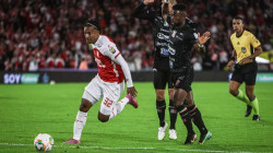 Once Caldas volvió a la victoria: le ganó a Santa Fe en Bogotá y abandonó el último lugar de la tabla