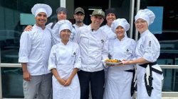 Caldas en nacional de Cocina: con calentado de finca cafetera, chorizo ahumado, chicha y migas nalgas de ángel