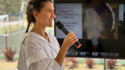 Esta manizaleña era completamente sorda, ahora oye y genera inclusión: abraza el silencio y el dolor