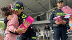 En vereda de Manizales, Policía entregó regalos a niños y niñas