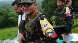 Ordenan capturar a alias Iván Mordisco, el hombre más buscado en Colombia, por genocidio de indígenas