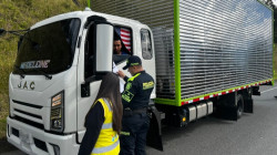 En vía Manizales-Bogotá, controles de la Policía Fiscal Aduanera para frenar el contrabando