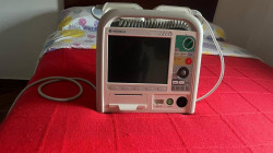 Dos mujeres robaron desfibrilador avaluado en $29 millones de un hospital en el Norte de Caldas: una capturada