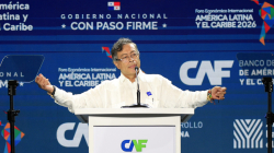 Gustavo Petro reitera llamado a Daniel Noboa para hablar de lucha contra el narcotráfico y aranceles