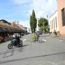 Los vendedores de flores de Manizales rechazan la posible construcción de un bulevar
