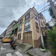 UGR asegura que no hay riesgo de desastre por humedad en viviendas del Bosque, Manizales