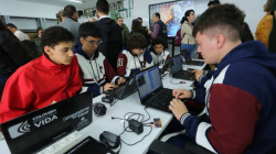Colegio tradicional de Manizales recibe aula tecnológica y la ciudad supera meta, vea cuántas van  