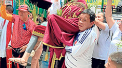 Hasta el sol salió al Domingo de Ramos