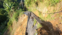 Manizales: llevan un año sin arreglo de vía y exponiéndose "a caer al vacío": la Alcaldía responde