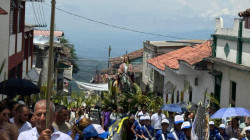 Domingo de Ramos: así viven el inicio de la Semana Santa en la Abuela de Caldas, con paisajes privilegiados