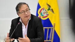 El presidente Gustavo Petro denuncia que Colombia está siendo bombardeada desde Ecuador