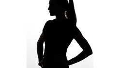 Colombia investiga si mujer acusada de envenenar 2 niñas con frambuesas es asesina serial