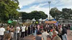 Críticas a la logística de ingreso al concierto de J Balvin: filas de varias horas y desorganización