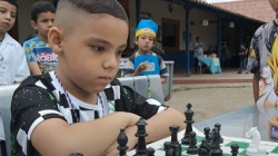 Niño de 9 años se corona campeón nacional de ajedrez y brilla en el Eje Cafetero