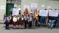 La protesta en este colegio en Caldas es porque le fusionaron dos grados