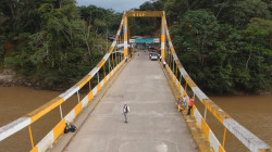 Comerciantes del sur de Colombia se ven obligados a la informalidad tras cierre de frontera con Ecuador 