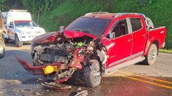 Aparatoso accidente en transitada vía que pasa por Caldas