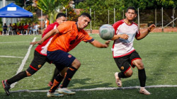 Viterbo recibe los Juegos Departamentales de Caldas con nueva iluminación en su estadio