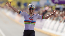 Pogacar, un auténtico titán, gana su tercer Tour de Flandes